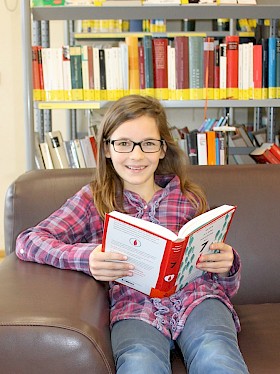 Charlotte Conrad ist nicht nur eine Leseratte, sondern kann auch glänzend vorlesen