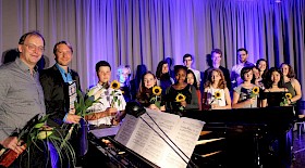 Ulrich Murtfeld ( Pianist), Konstantin Wolff ( Bassbariton), Max Kritter, Isabel Torres, Dana Vidak, Hannah Schwald, Idah Deipenbrock, An Ngo, Alexander Barthmes, Luci Marie Herzog, Rainer Maria Meinicke, Thomas Cranshaw, Naema Keßler, Hanna Schwichtenberg, Katharina Wagner, Thuy Linh Ngo, Laura Amato.