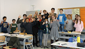 Mit diesen Talenten ist zu rechnen: Sehr gute Mathe-Schüler der Klasse 7 und 8 beschäftigten sich einen Samstag lang am Hebel-Gymnasium mit Teilbarkeiten und Klimarekorden.