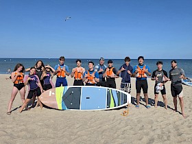 Der Sport-Leistungskurs des Hebel-Gymnasiums Schwetzingen beim Windsurf-Kurs an der Ostsee.
